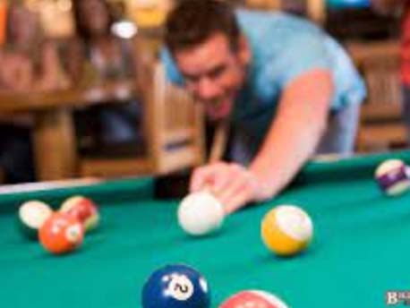 Best Indoor Pool Table Games in Indore - Snow City