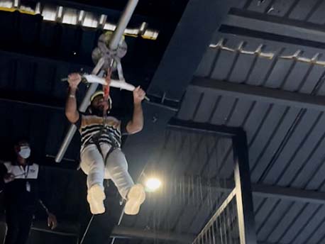 Best Indoor Zip Line Coaster Games in Indore - Snow City